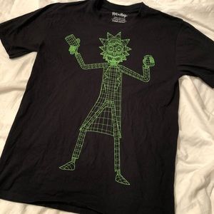 RICK AND MORTY tee ! (Men’s sizing)